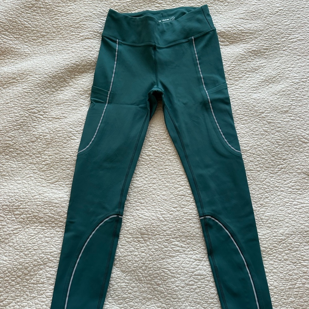 Outdoor voices Frostknit 7/8 leggings in turquoise. Size S.